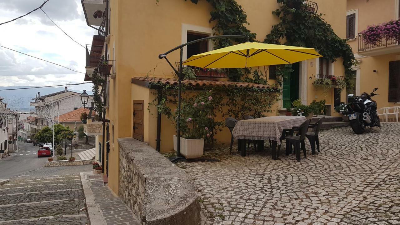 Vila Scaccia Pensieri Cerchio Exteriér fotografie