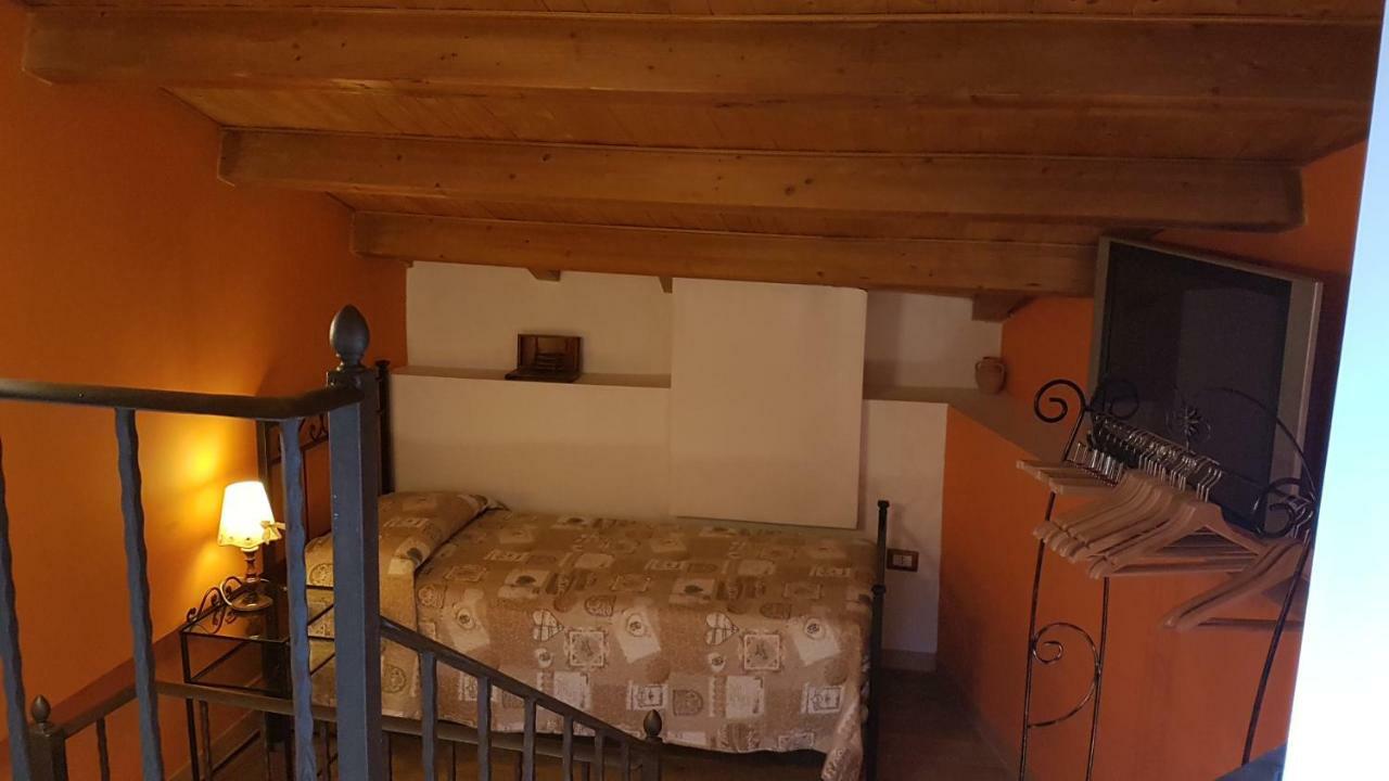 Vila Scaccia Pensieri Cerchio Exteriér fotografie